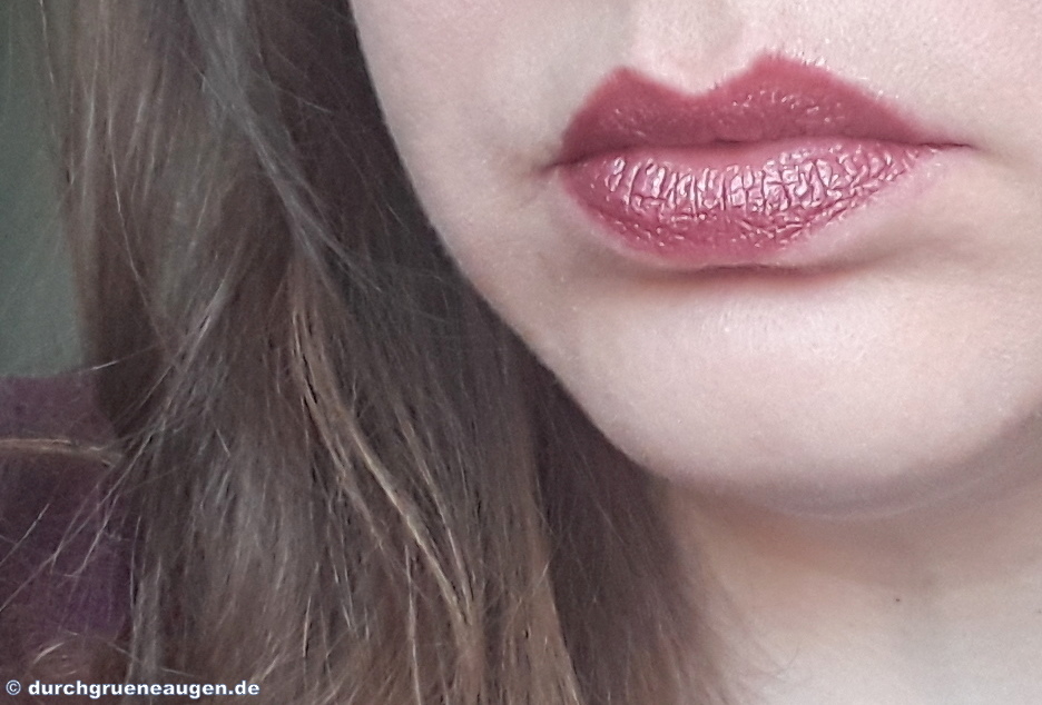 Tragebild vom Lippenstift Rapunzel der Cremekampagne
