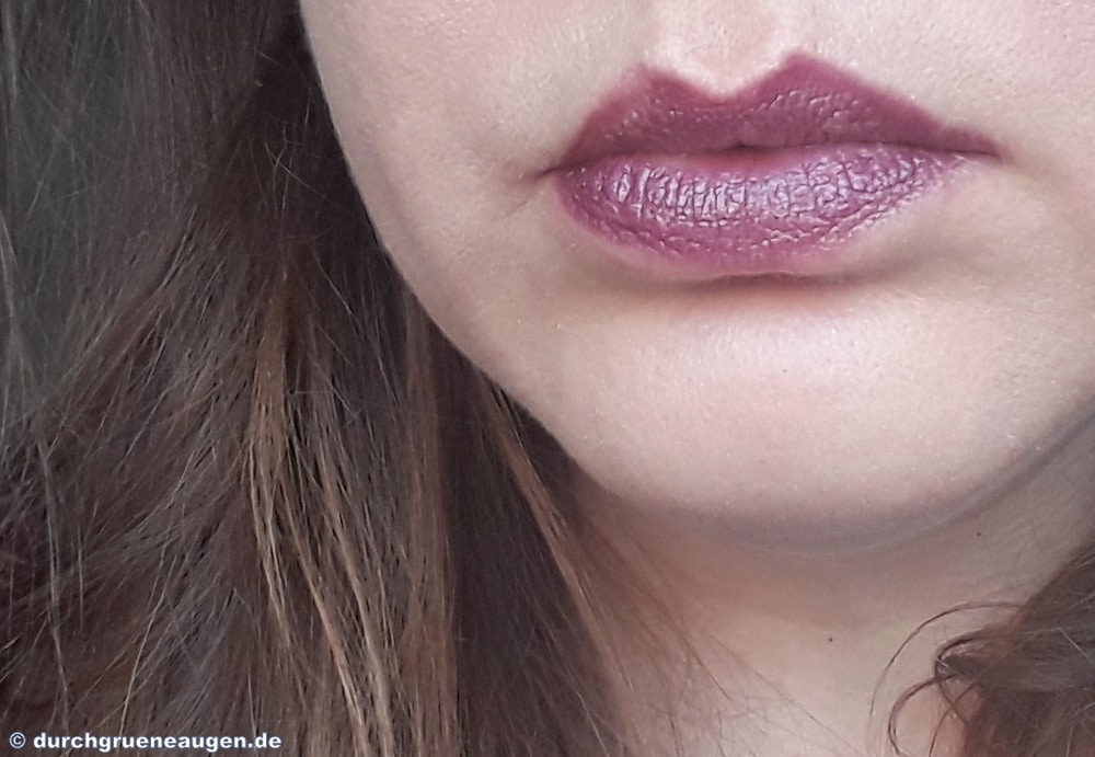 Tragebild vom Lippenstift Psylocke der Cremekampagne